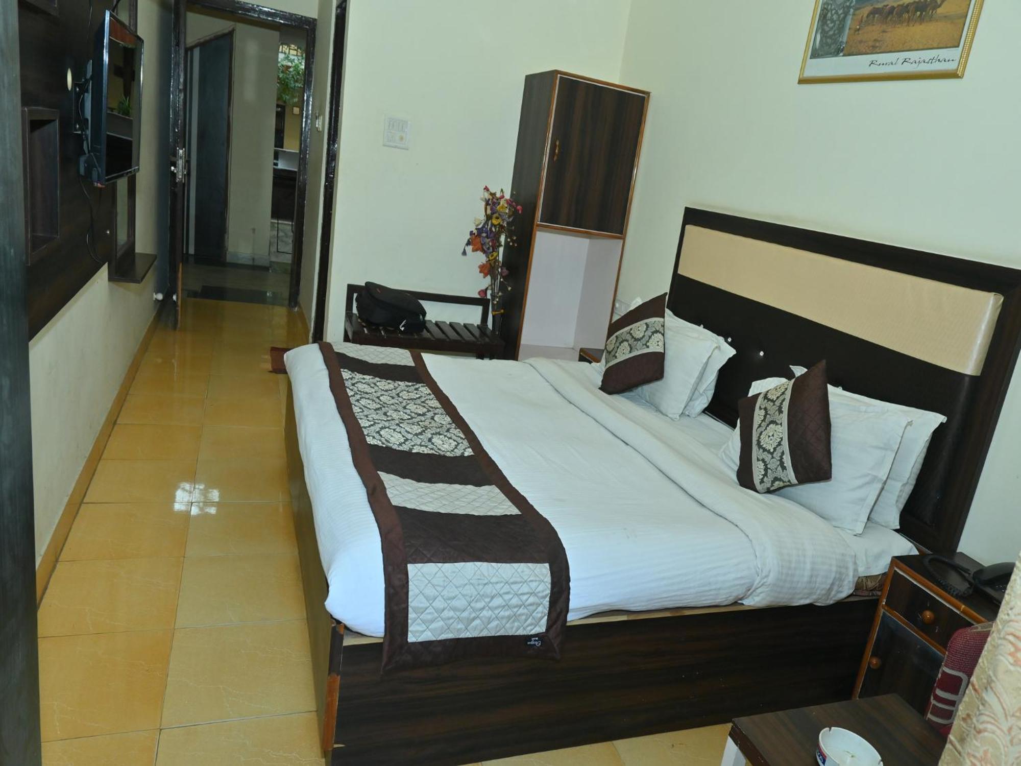 Goyal Plaza Hotel 5 Mint. Waling Distance From Pushkar Lake Εξωτερικό φωτογραφία
