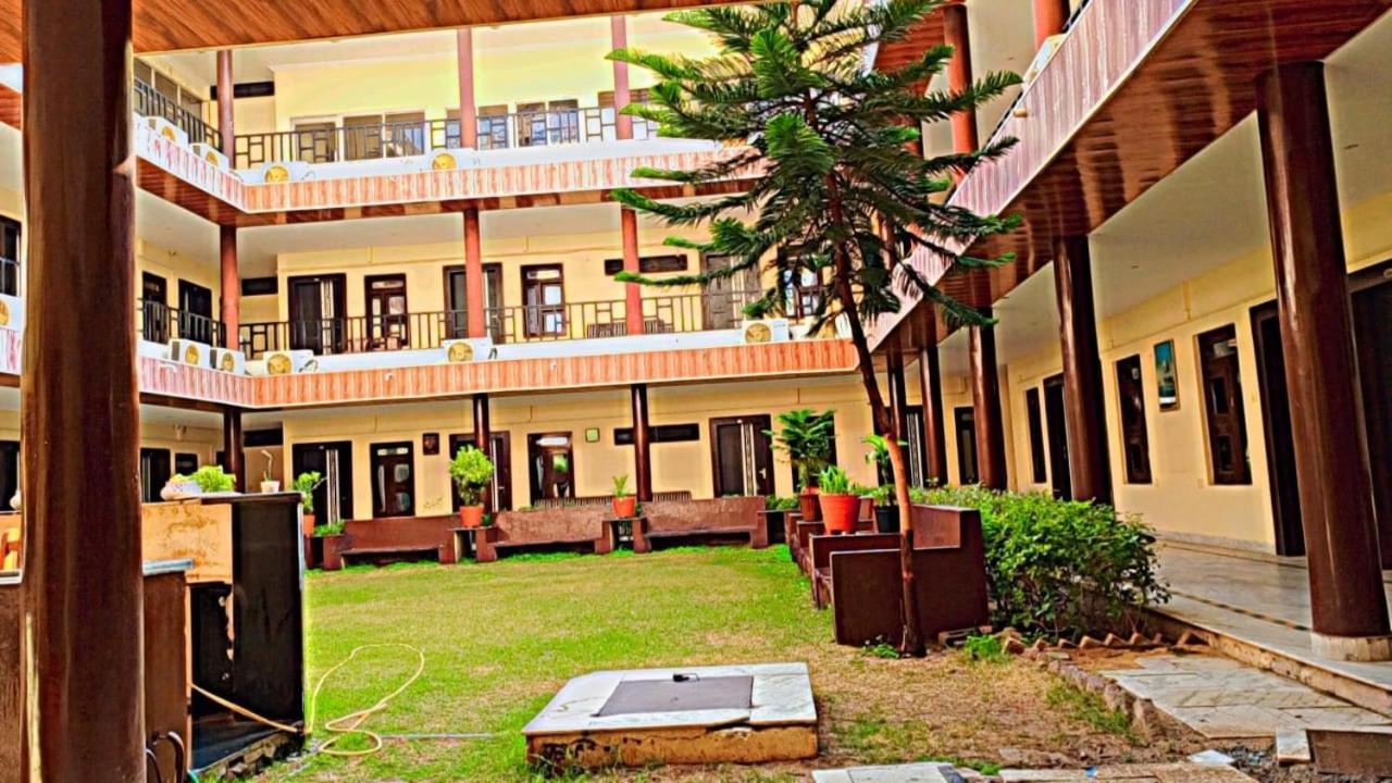 Goyal Plaza Hotel 5 Mint. Waling Distance From Pushkar Lake Εξωτερικό φωτογραφία